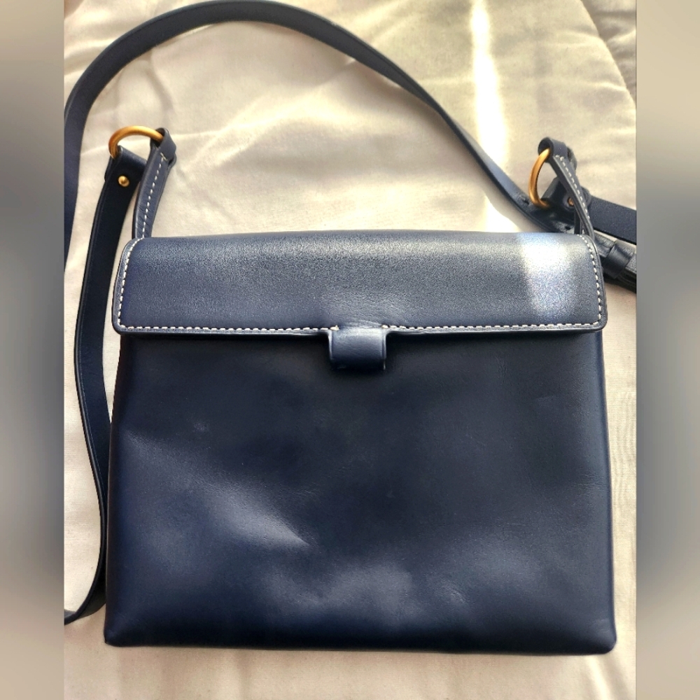 Tory Burch Handbag Navy Blue Leather Miller Crossbody Bag ***Missing Logo Emblem